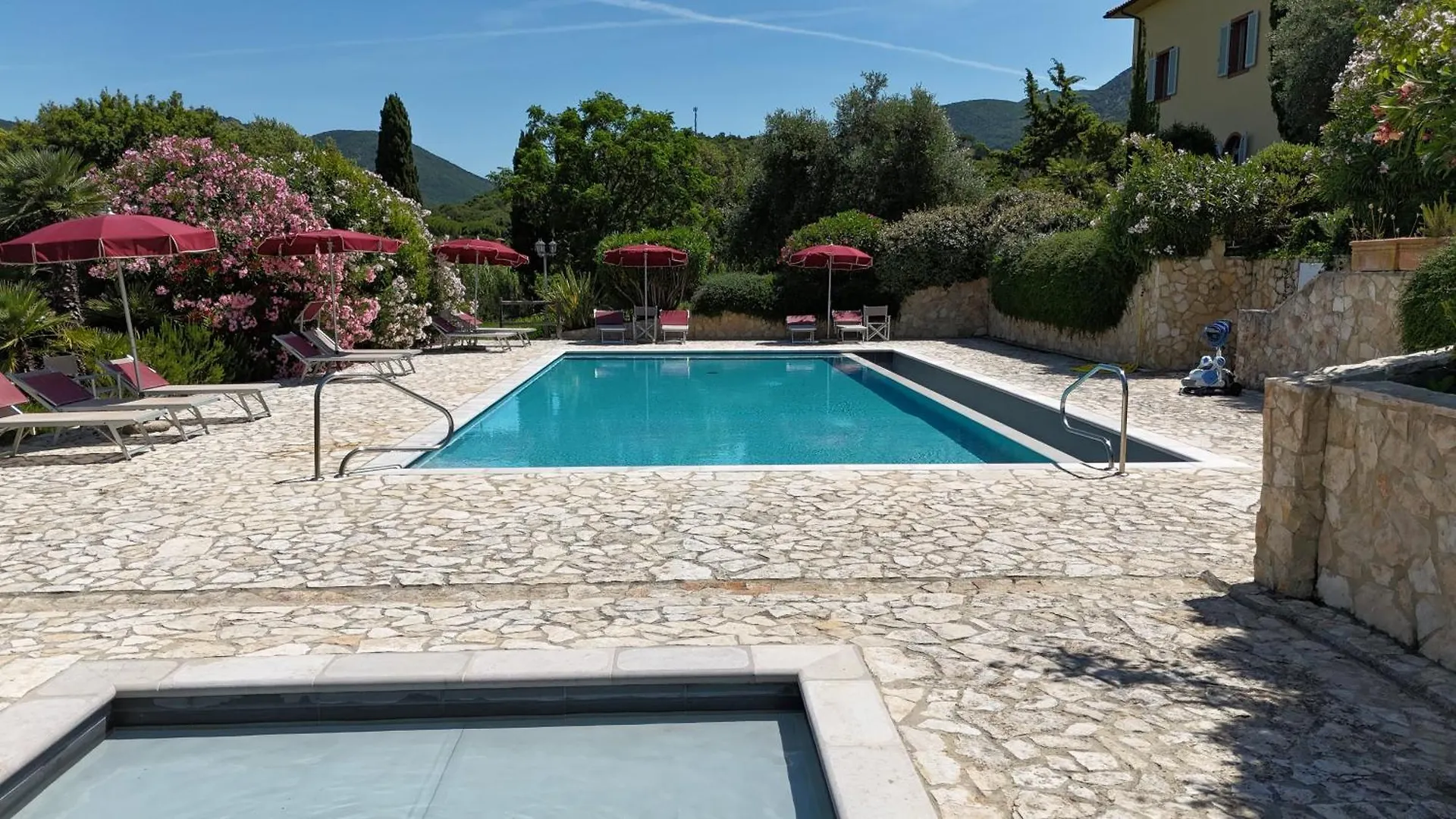 *** Aparthotel La Muccheria San Vincenzo Italië